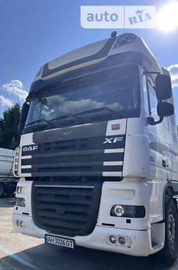 Тягач DAF XF 105 2012 в Киеве