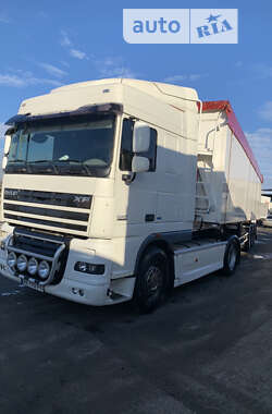 Тягач DAF XF 105 2012 в 
