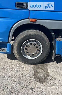 Тягач DAF XF 105 2011 в 