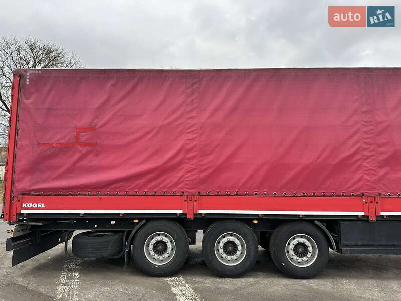 Тягач DAF XF 105 2013 в Ровно