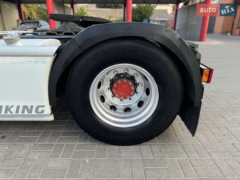 Тягач DAF XF 105 2013 в Дубні