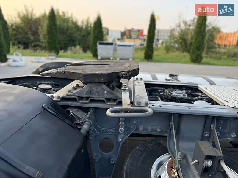 Тягач DAF XF 105 2013 в Дубні