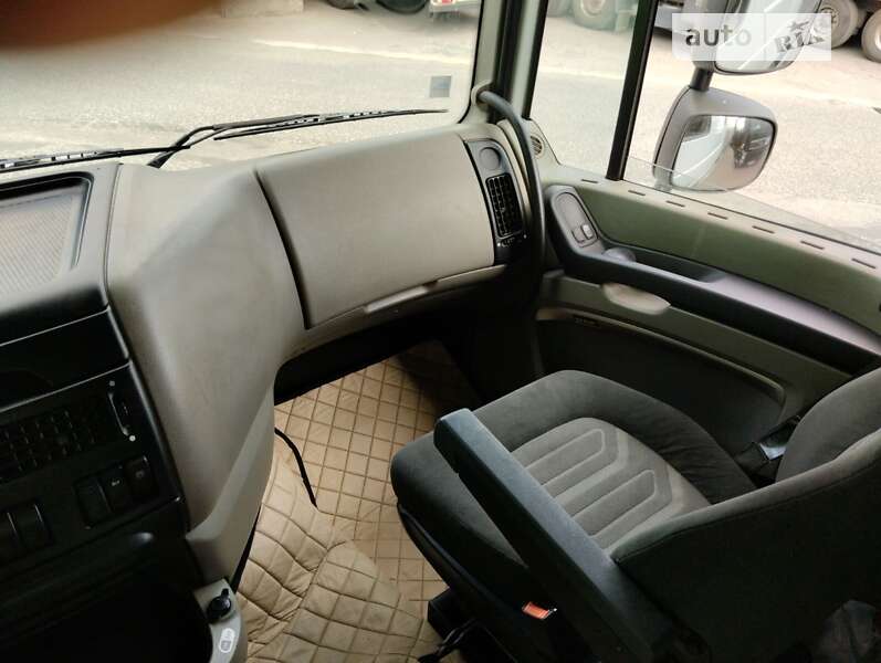 Тягач DAF XF 105 2011 в Яворове