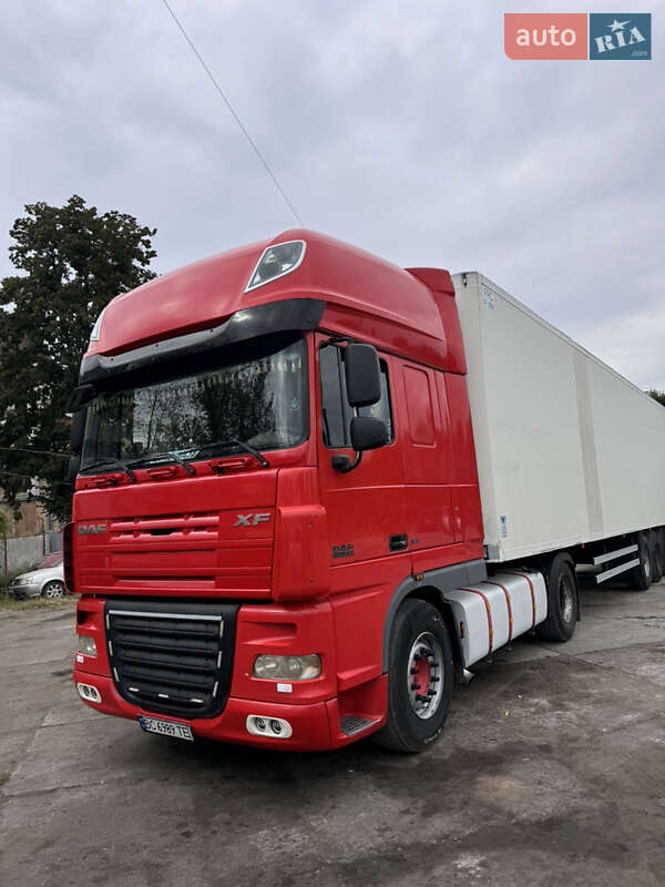 Тягач DAF XF 105 2008 в Львове