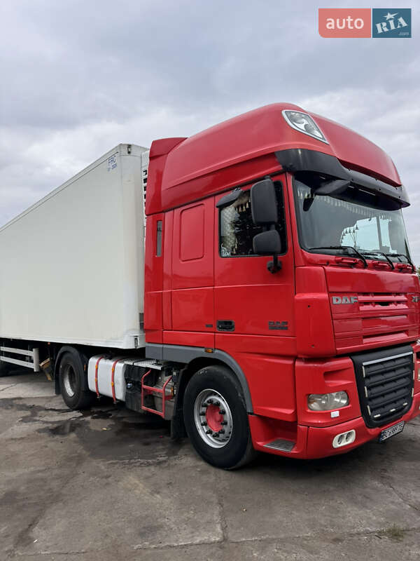 Тягач DAF XF 105 2008 в Львове