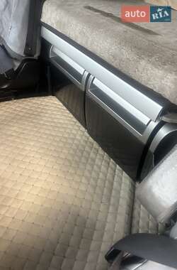 Тягач DAF XF 105 2009 в 