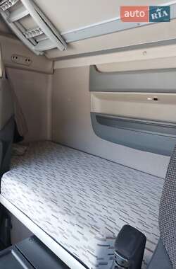 Тягач DAF XF 105 2015 в 