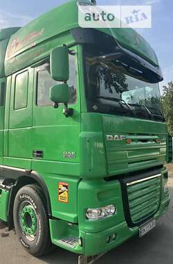 Тягач DAF XF 105 2011 в Сарнах