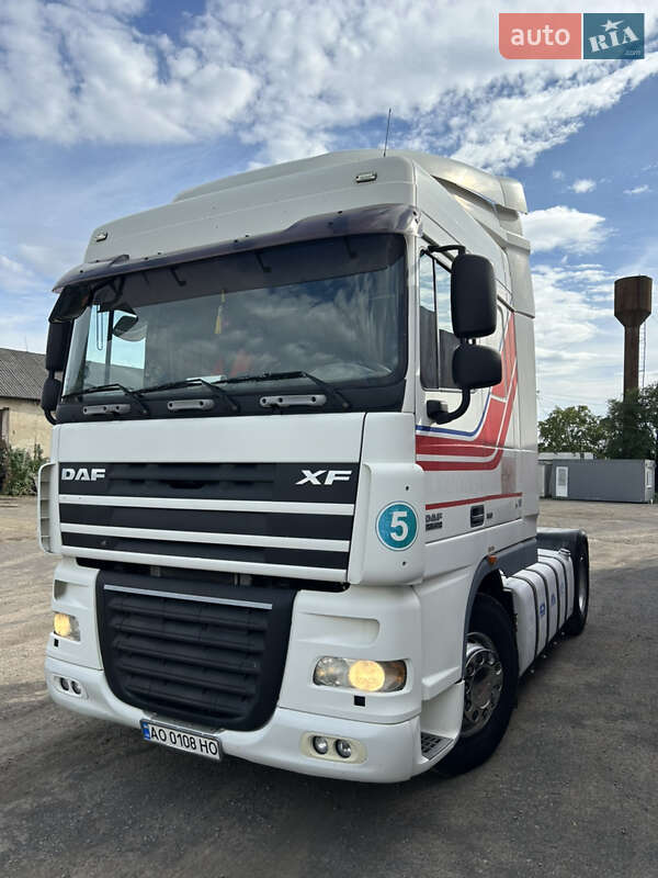 Тягач DAF XF 105 2008 в Ужгороде