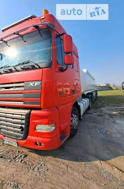 Тягач DAF XF 105 2011 в Киеве