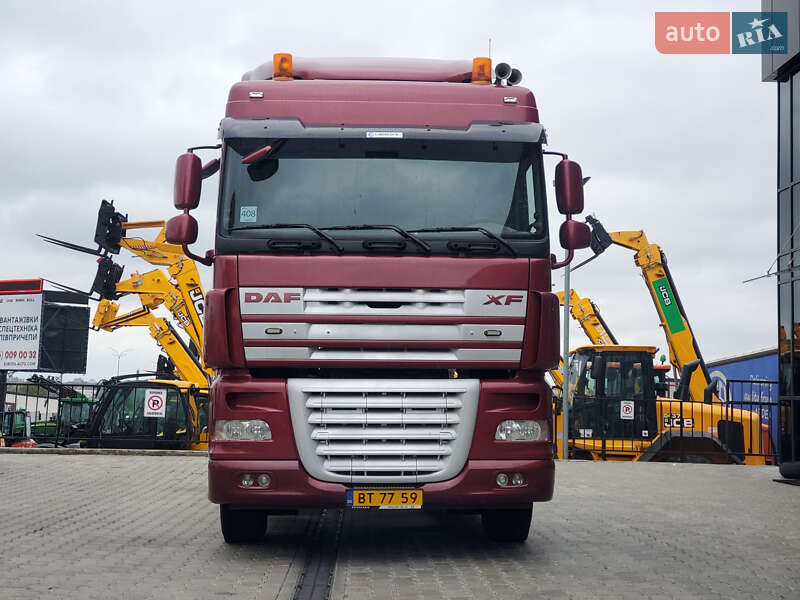 Тягач DAF XF 105 2012 в Ровно