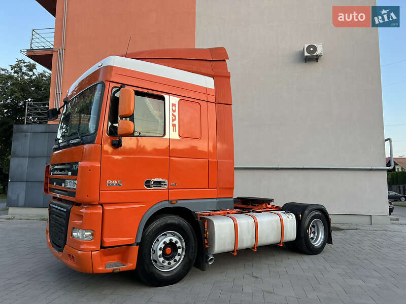 Тягач DAF XF 105 2007 в Ровно