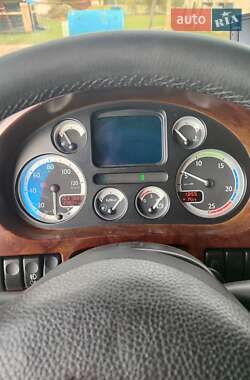 Тягач DAF XF 105 2010 в 