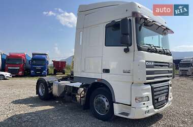 Тягач DAF XF 105 2010 в Тячеве