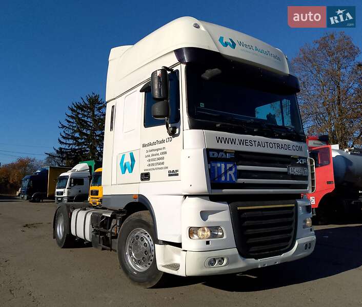 Тягач DAF XF 105 2010 в Луцке