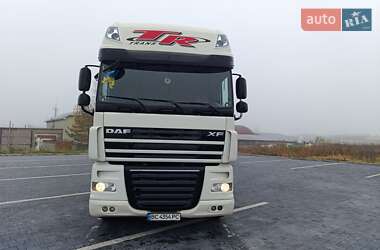 Тягач DAF XF 105 2011 в Городке