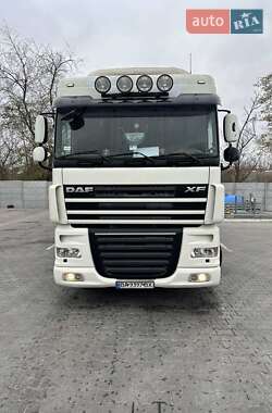 Тягач DAF XF 105 2012 в 