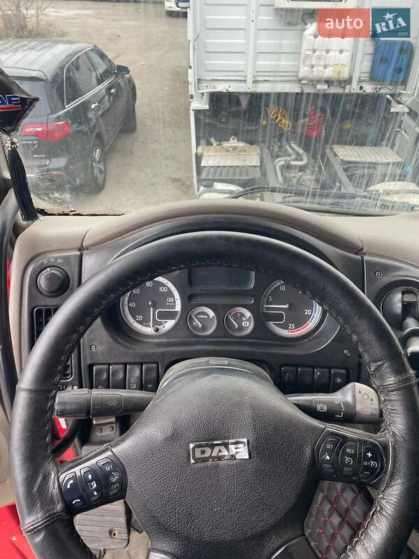 Тягач DAF XF 105 2007 в Киеве
