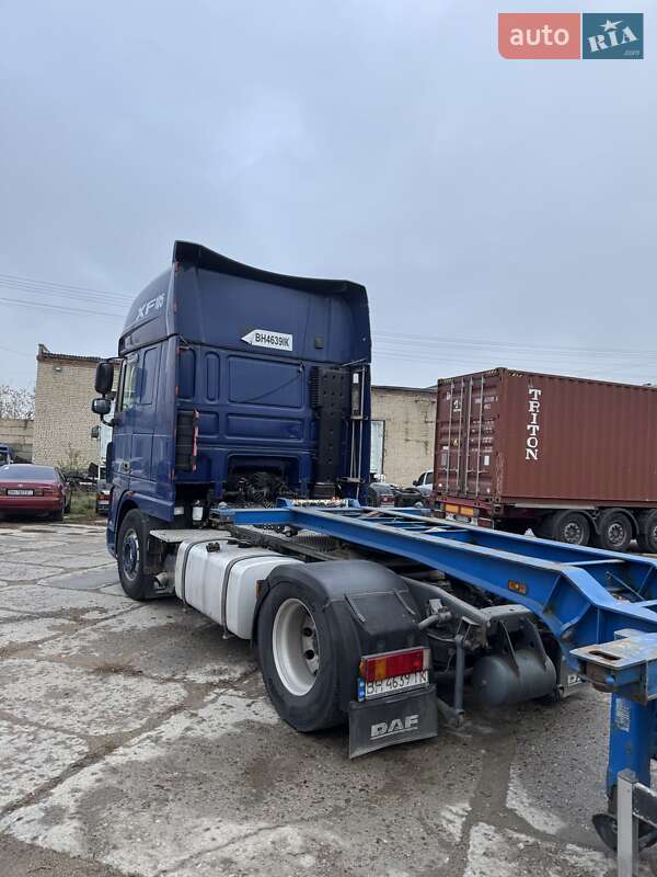 Тягач DAF XF 105 2010 в Одессе