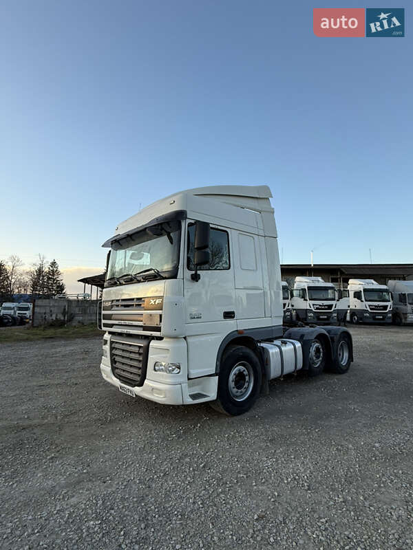 Тягач DAF XF 105 2012 в Бучачі