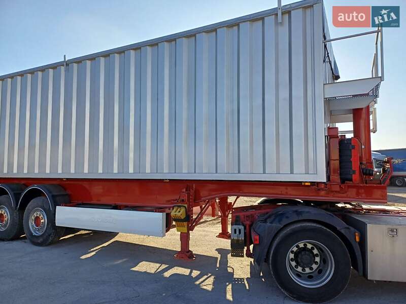 Тягач DAF XF 105 2013 в Запорожье