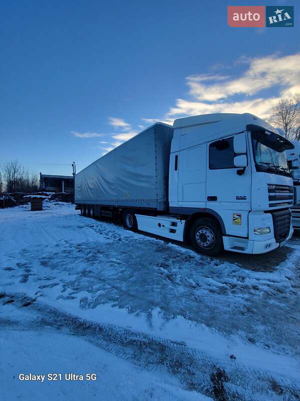 Тягач DAF XF 105 2012 в Чернігові