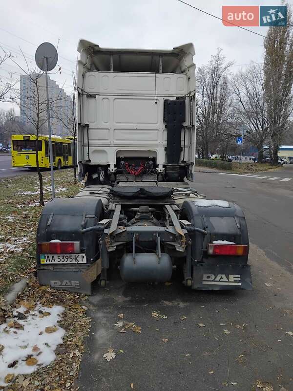 Тягач DAF XF 105 2010 в Киеве