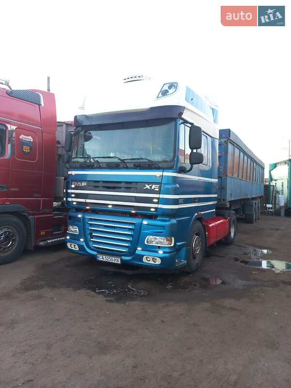 Тягач DAF XF 105 2010 в Черкасах