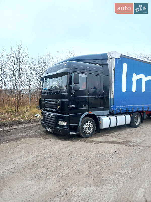 Тягач DAF XF 105 2010 в 
