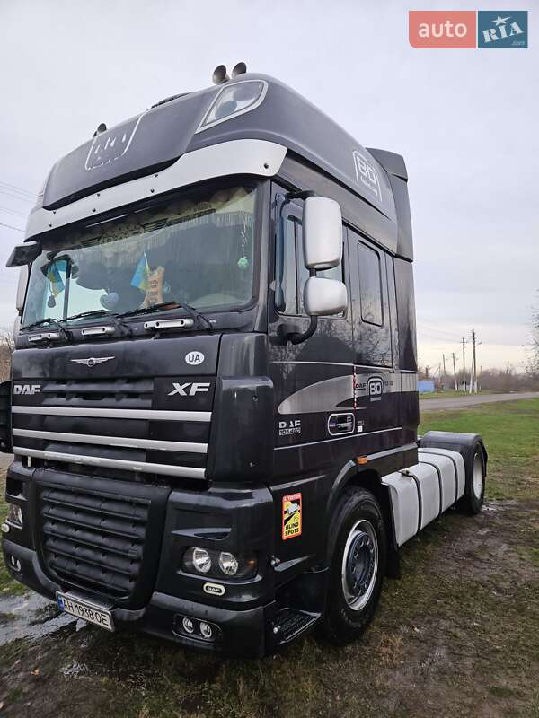 Тягач DAF XF 105 2008 в Каменском