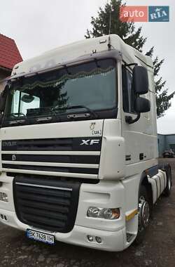 Тягач DAF XF 105 2008 в Дубно