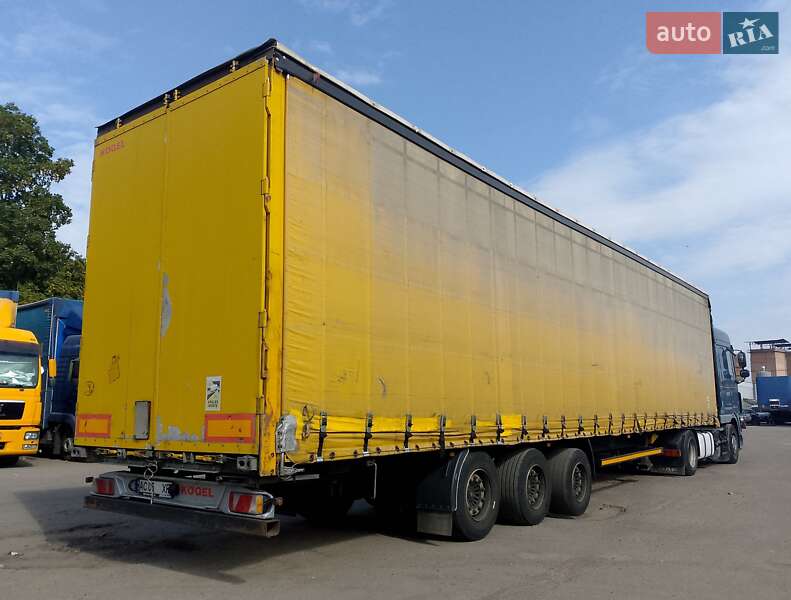 Тягач DAF XF 105 2011 в Луцке