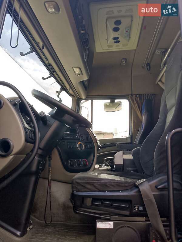 Тягач DAF XF 105 2011 в Луцке