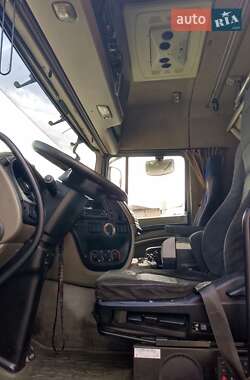 Тягач DAF XF 105 2011 в 