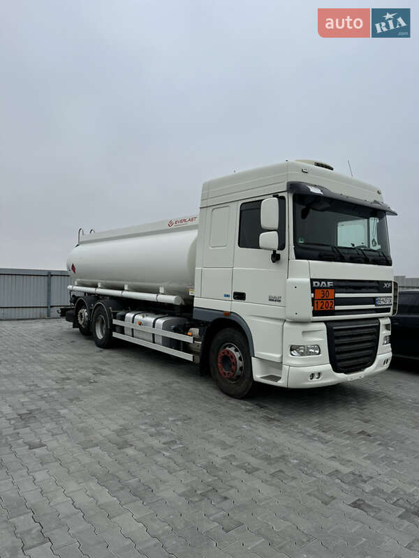 Бензовоз DAF XF 105 2013 в Миколаєві