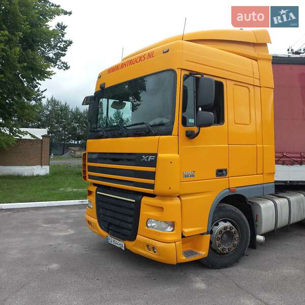Тягач DAF XF 105 2010 в Львові