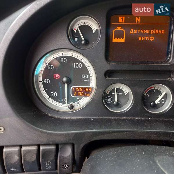 Тягач DAF XF 105 2010 в Львові