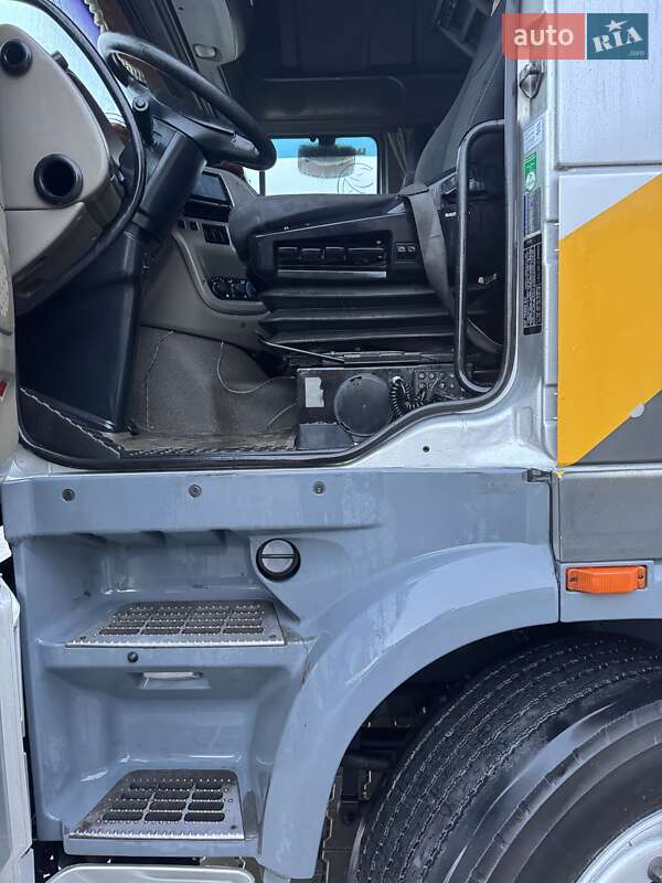 Тягач DAF XF 105 2006 в Могилев-Подольске