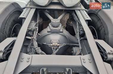 Тягач DAF XF 105 2011 в 