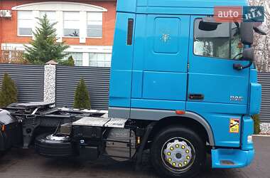 Тягач DAF XF 105 2011 в 