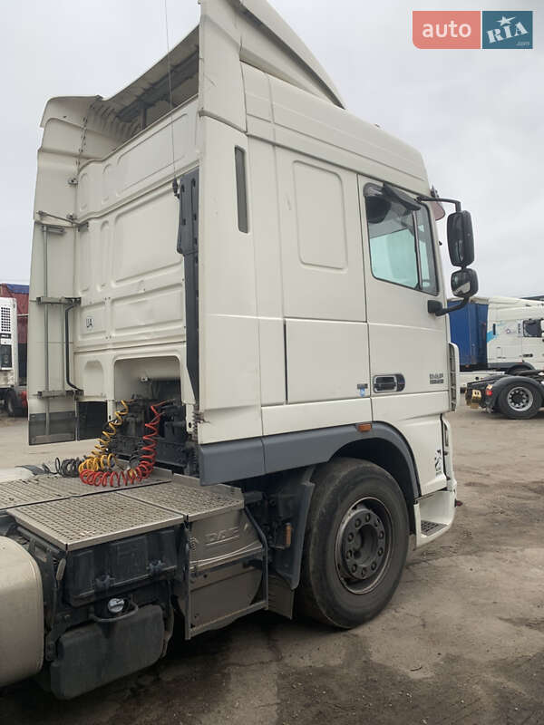 Тягач DAF XF 105 2009 в Днепре