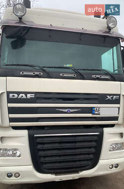 Тягач DAF XF 105 2009 в Дніпрі