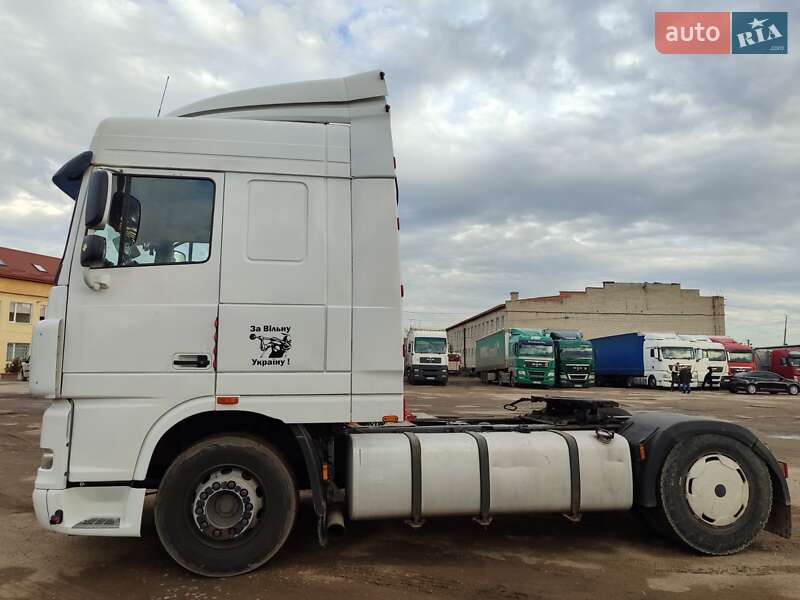 Тягач DAF XF 105 2011 в Львове