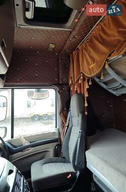 Тягач DAF XF 105 2011 в 