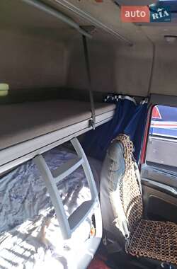 Тягач DAF XF 105 2013 в 