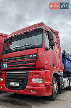 Тягач DAF XF 105 2011 в 