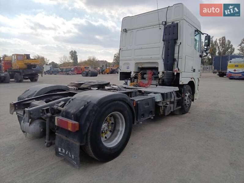 Тягач DAF XF 105 2007 в Днепре