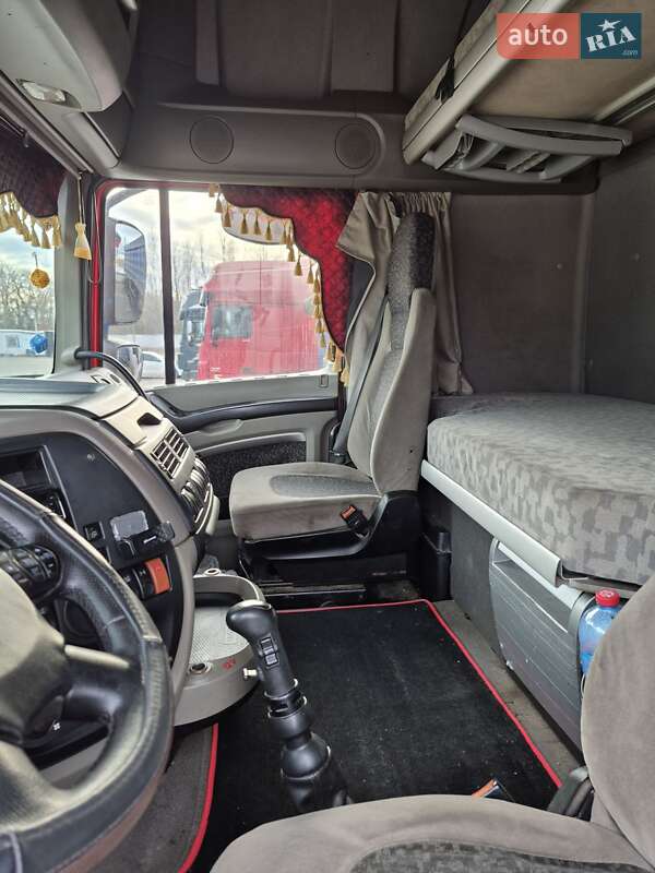 Тягач DAF XF 105 2007 в Буче