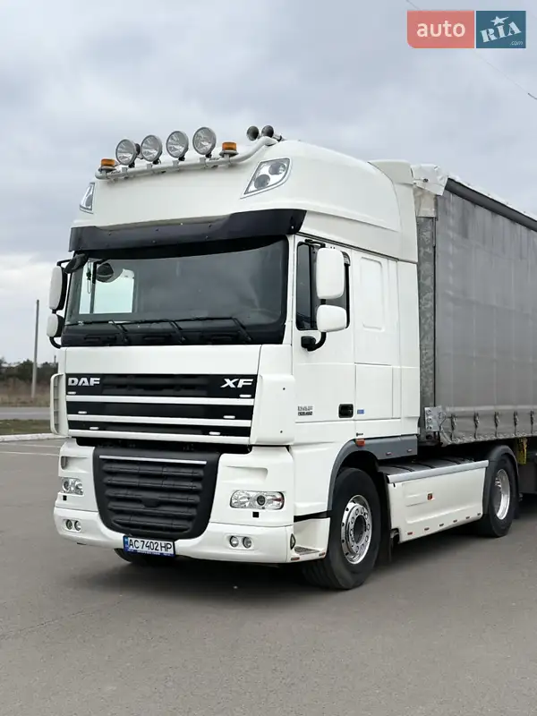Тягач DAF XF 105 2013 в 