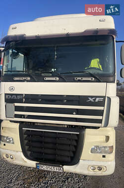 Тягач DAF XF 105 2008 в Городке